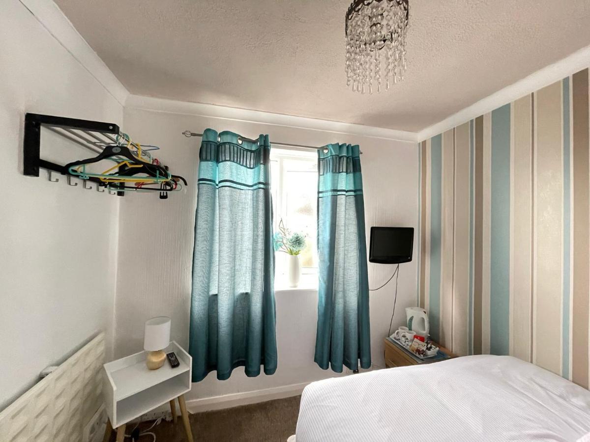 Hotel 33 Μπλάκπουλ Εξωτερικό φωτογραφία