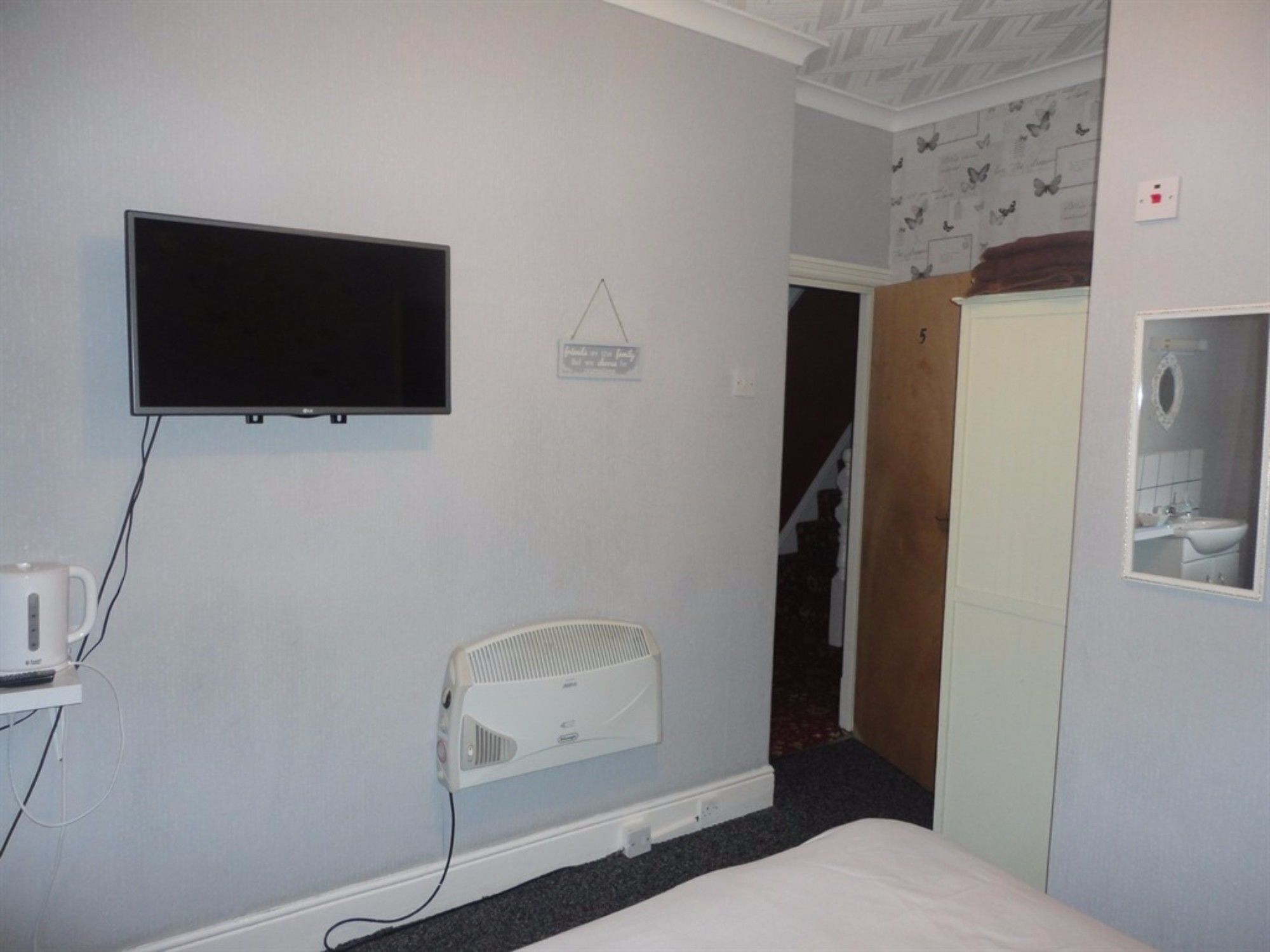 Hotel 33 Μπλάκπουλ Εξωτερικό φωτογραφία